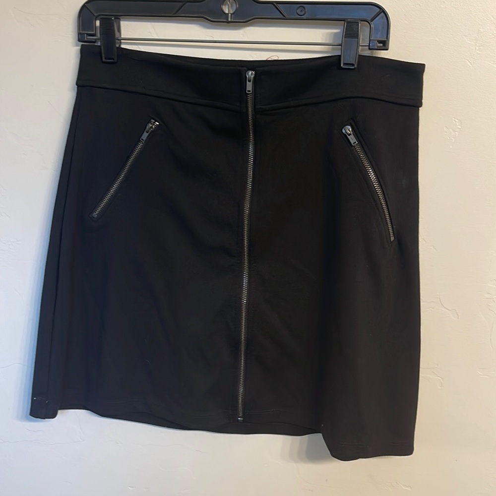 GAP Black Stretch Cotton Zip Mini Skirt - NWT - Size 8